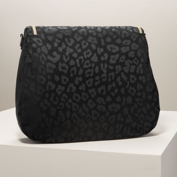 Lady Boss Shoulder Bag Black - Stella&Dot - Picture 6 of 7